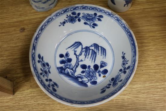 A collection of mixed 18th/19th century blue and white Chinese ceramics (mostly damaged)